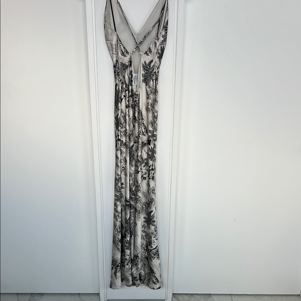 Black and White Sheath Maxi Dress with Spaghetti Straps - Picture 4 of 8